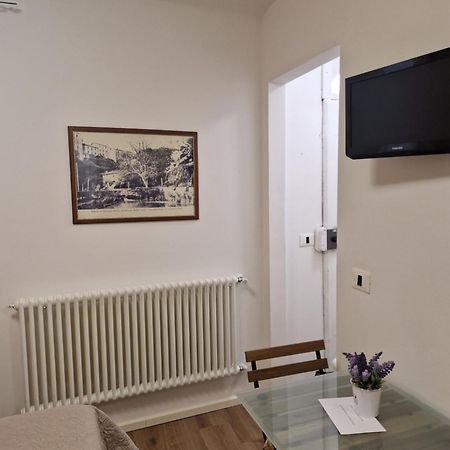 La Locanda Dei Conti, Piccolo E Confortevole Loft Siena Bagian luar foto