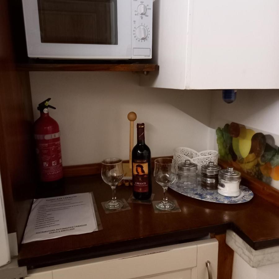 La Locanda Dei Conti, Piccolo E Confortevole Loft Siena Bagian luar foto